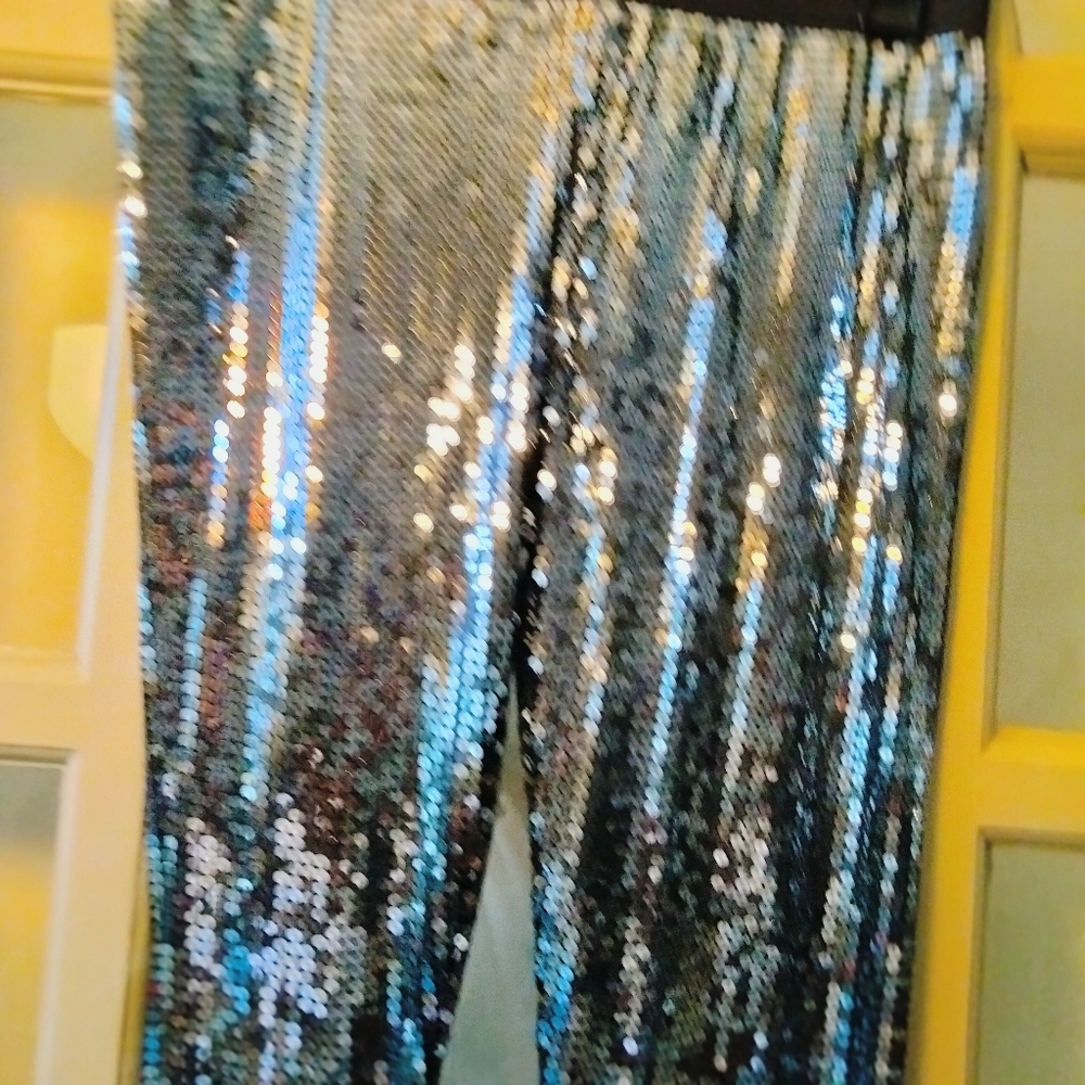Two piece sequin - Picture 8 of 10